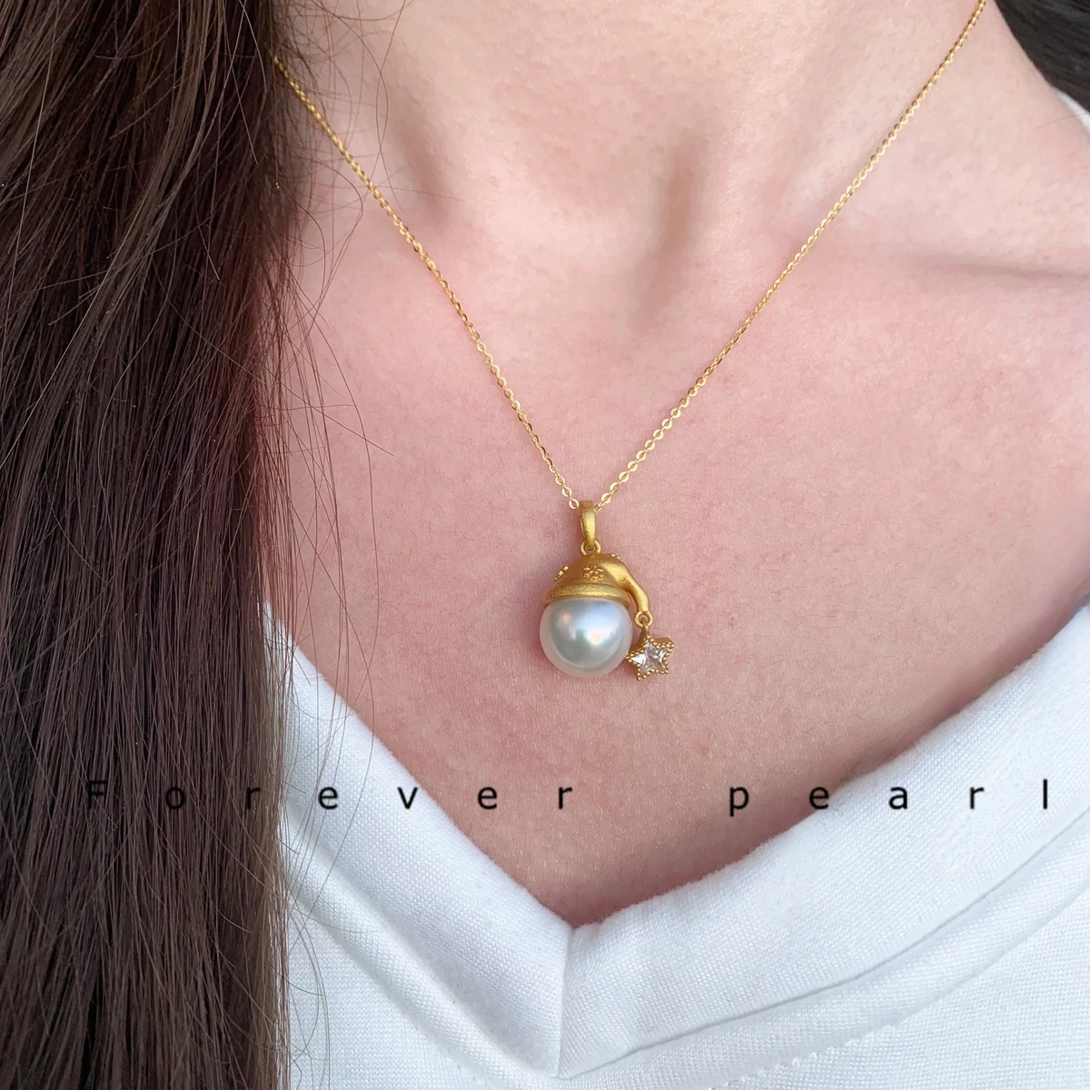 Natural 10-11mm Edison Freshwater Pearl Brushed Gold Christmas Hat, Sparkling Diamond Star Pendant Necklace, Holiday Gift