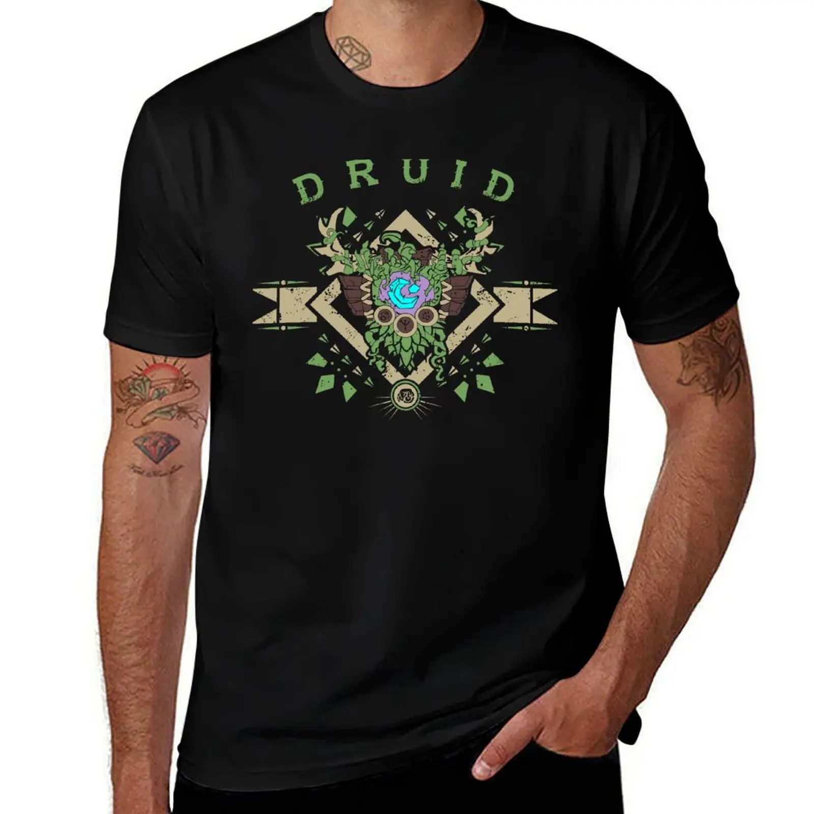 

DRUID - TRIBAL CREST T-Shirt Labor Work Casual T-Shirt