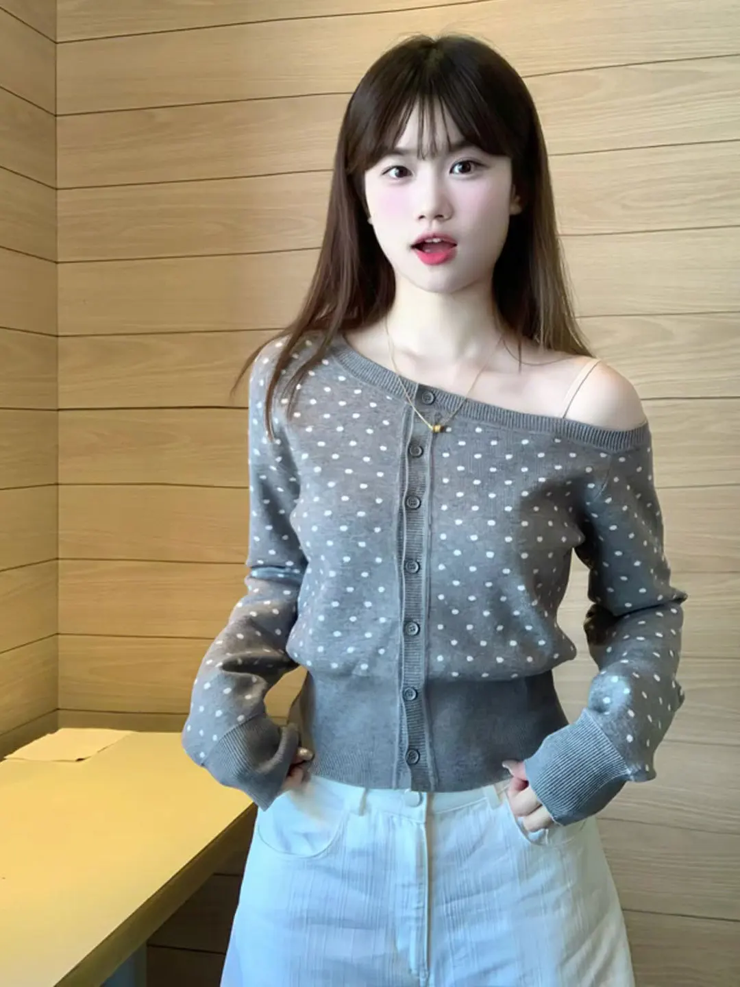

New Korean Y2K Preppy-style Slim Fit Knitted Cardigan Shirts Gray Polka Dot Design Sweater Jackets Sloping Shoulders Young Women
