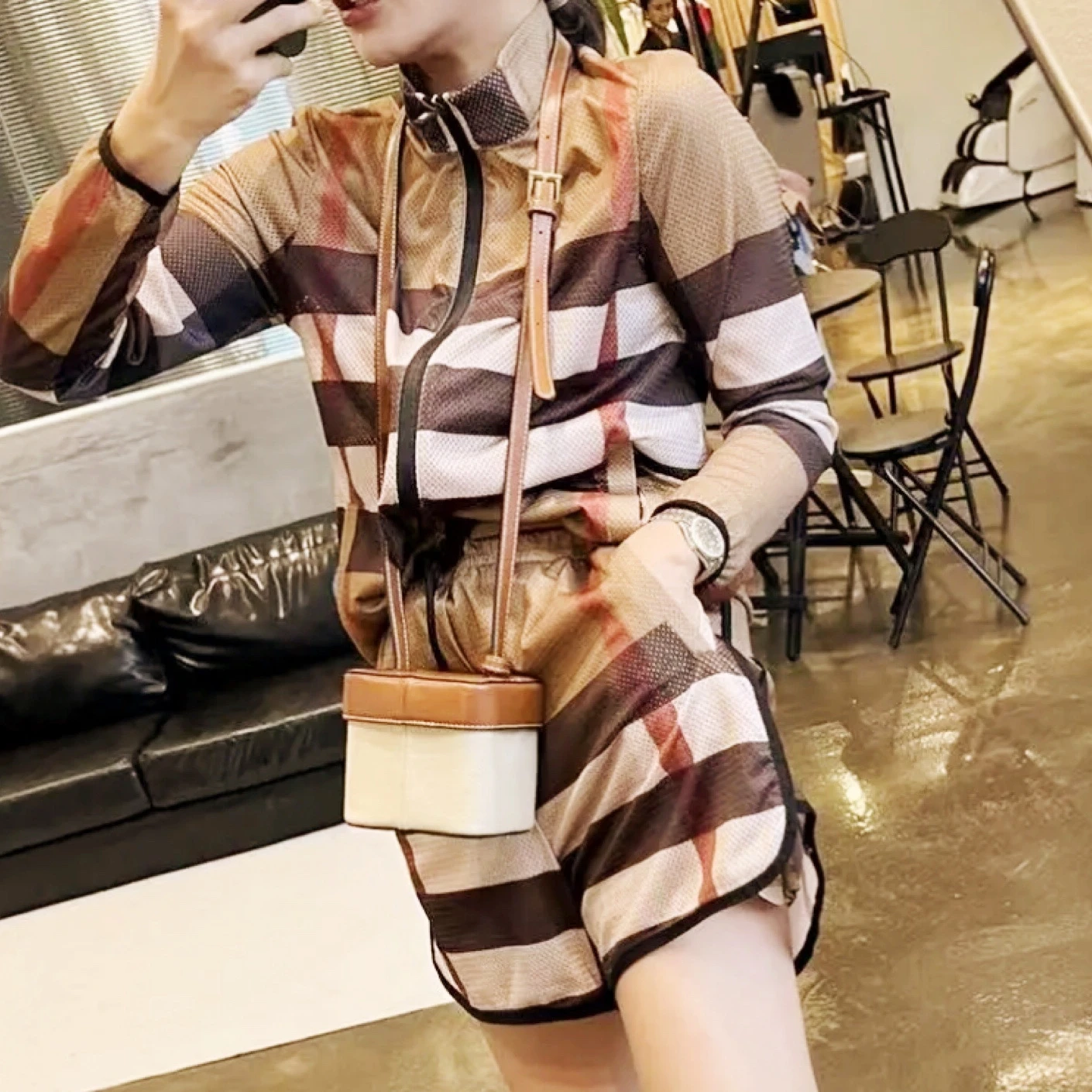 Conjunto de 2 piezas de tela de malla de verano 2025, Top de manga larga con estampado caqui y pantalón corto para mujer, abrigo con cremallera a la moda, ropa