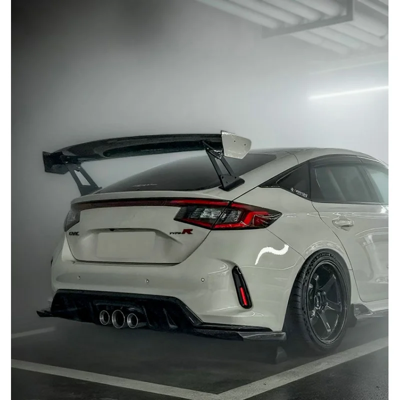 

-R FL5 VRS Type Rear Spoiler