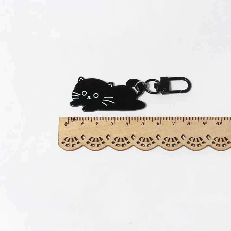 بسيطة ولطيفة القط المفاتيح الاكريليك القط المعلقات الكرتون لطيف المفاتيح اليومية الحلو ومتعددة الاستخدامات شنقا مجوهرات اكسسوارات