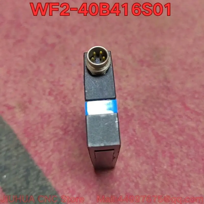 Second-hand WF2-40B416S01 slot type sensor function test is normal