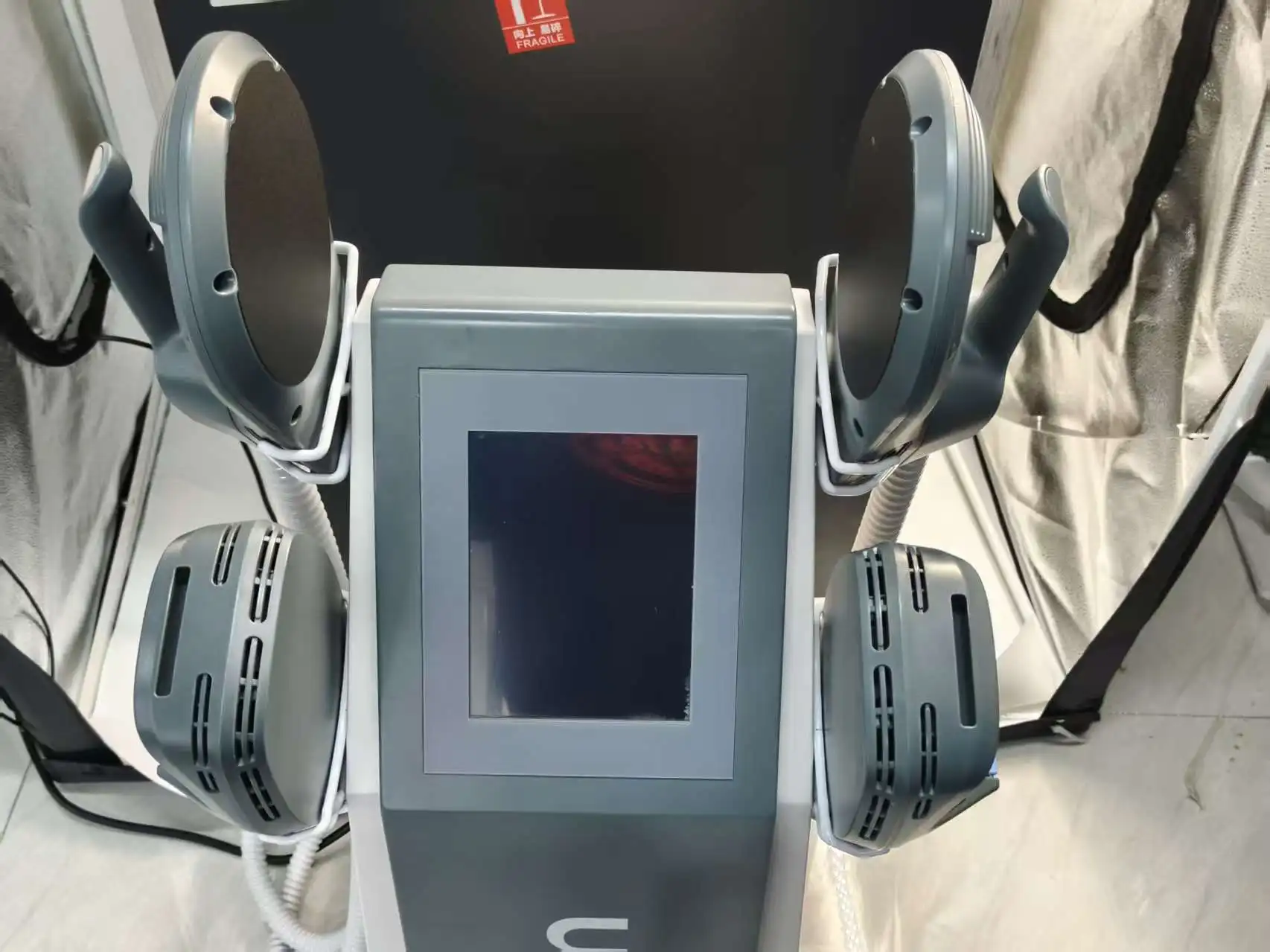 

Профессиональный радиочастотный инструмент NEO мощностью 6500 Вт для моделирования тела и стимуляции мышц и коррекции фигуры