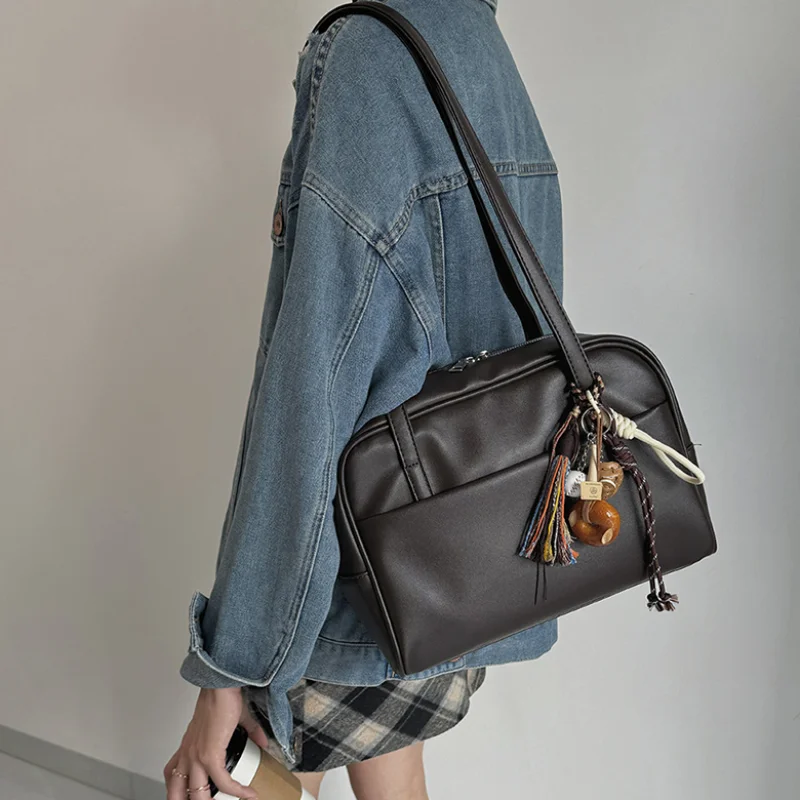 

Корейская модная женская сумка на одно плечо, универсальная винтажная сумка большой вместимости подмышки, Новое поступление 2026, сумка-тоут из искусственной кожи