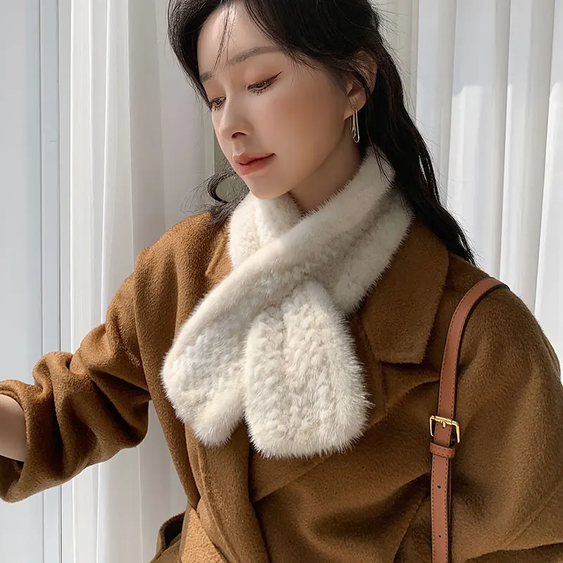 Sciarpa in vera pelliccia di visone double face Sciarpa con collo in pelliccia lavorata a maglia da donna Sciarpa versatile di colore caldo autunno inverno