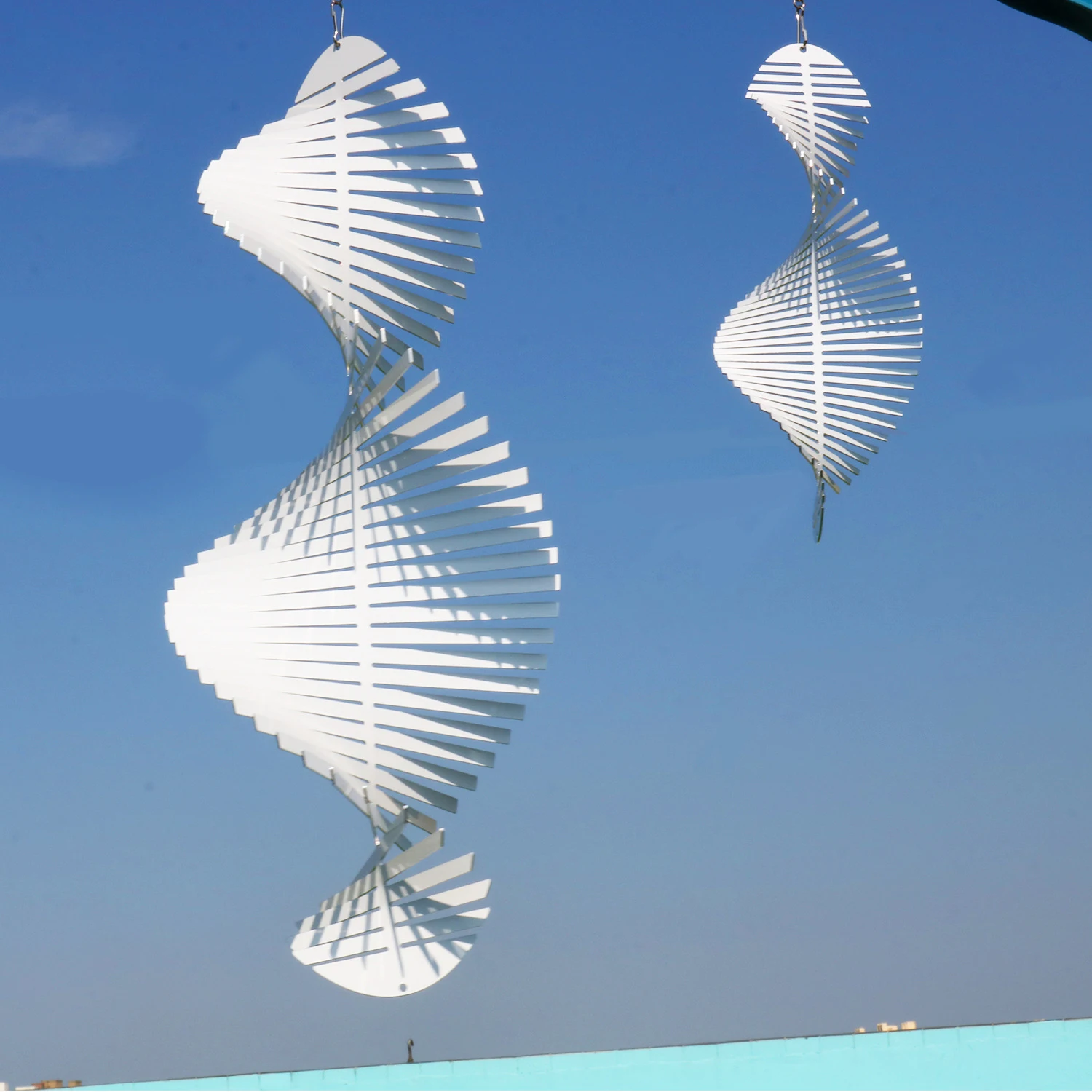 

White 3D Wind Chime Spinner Fish Bone Shape Curve Twist Decor Outdoor Indoor Garden Room Metal Pendant Stainless Steel