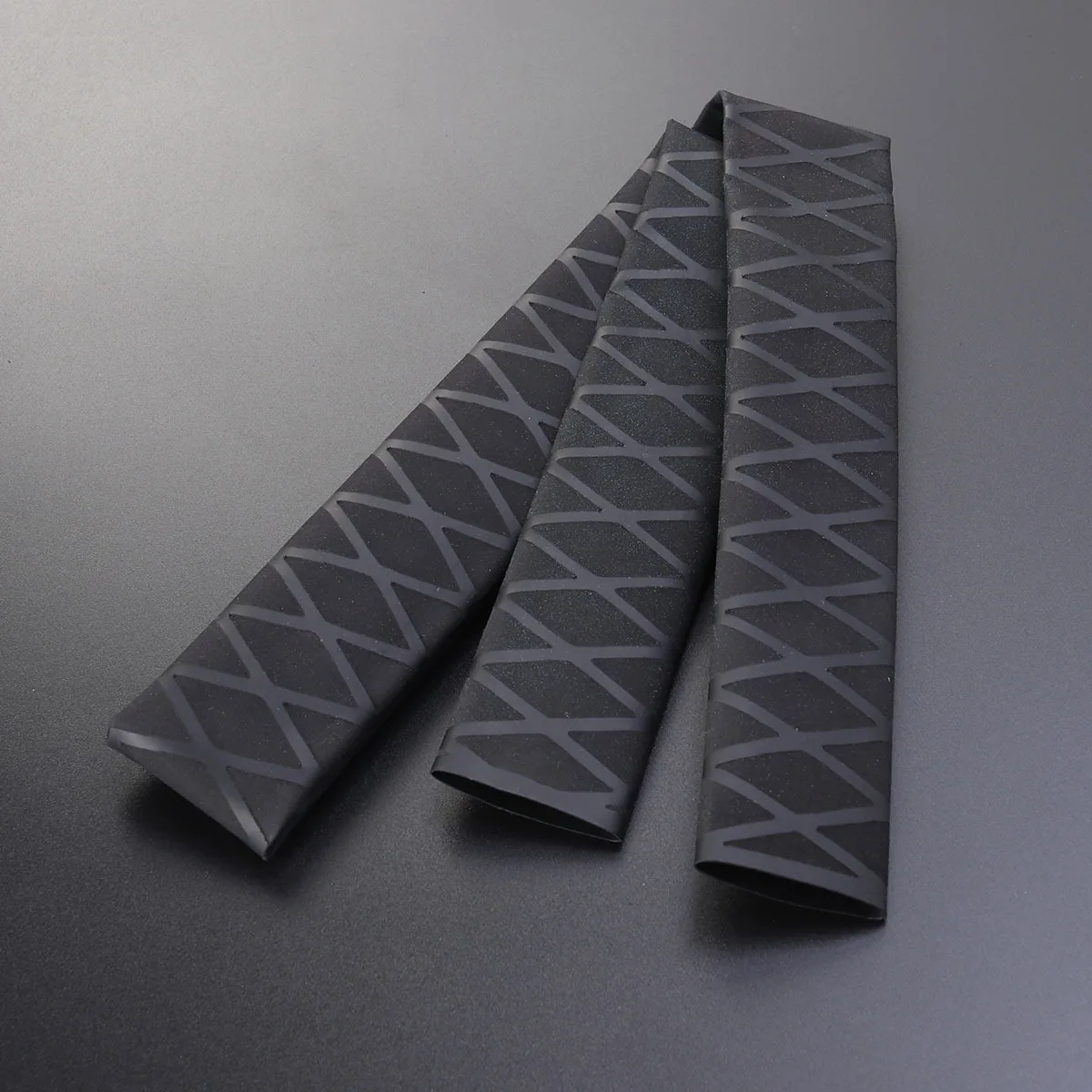 عدم الانزلاق الصيد رود مقبض كم أسود امتصاص العرق الغطاء الواقي معالجة الملحقات أجزاء المعدات الكهربائية