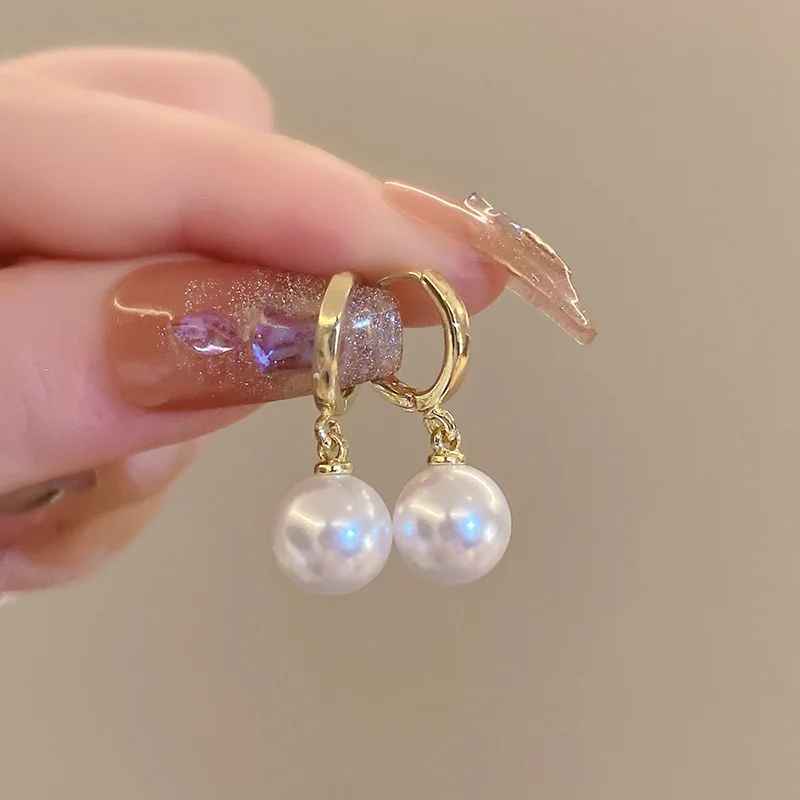 Wholesale Cute Pearl Earrings Round Hook Earrings Birthday Gift Beautiful Fashion Accessories for Women Jewelry