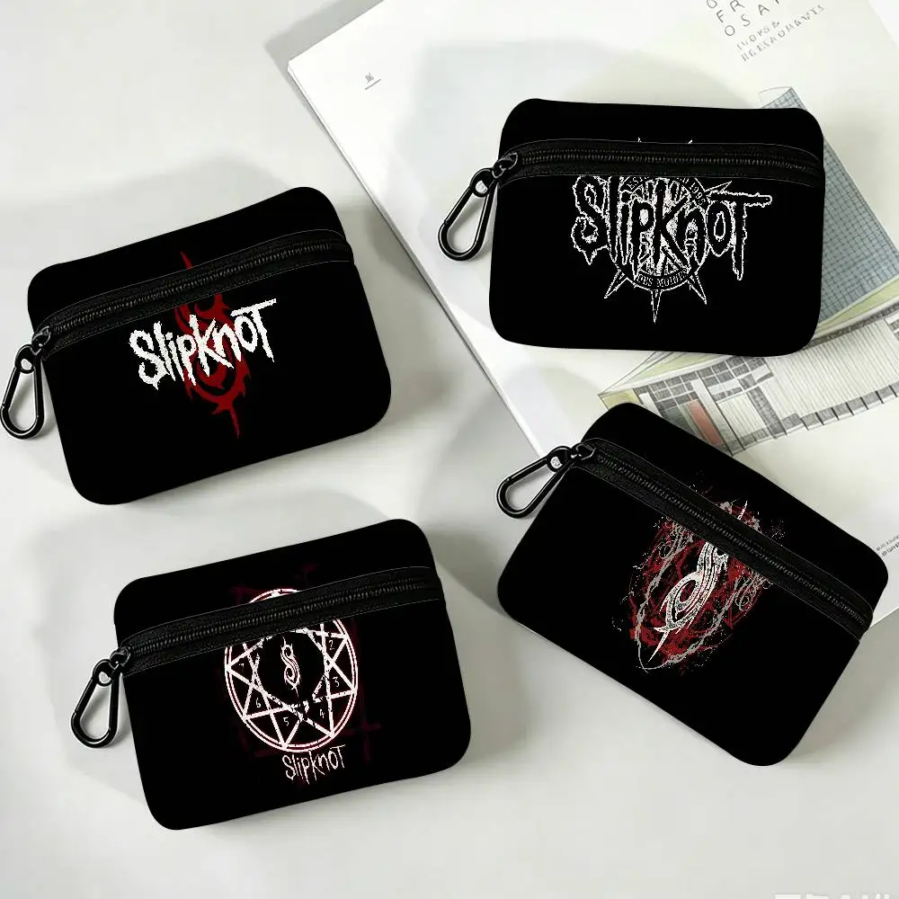 Slipknot Heavy Metal Band Compact Oxford Cloth Coin Purse Detachable Carabiner Hook Portable Key Card Organizer Pouch
