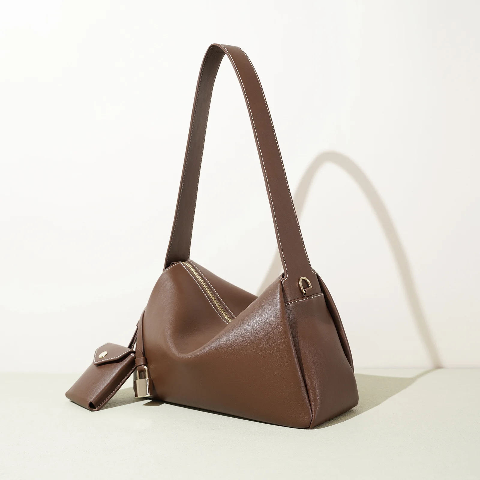

New Custom Processing Shoulder Bag Stylish Niche Design Cross Border Commute Handbag Small Exquisite Purse Bag