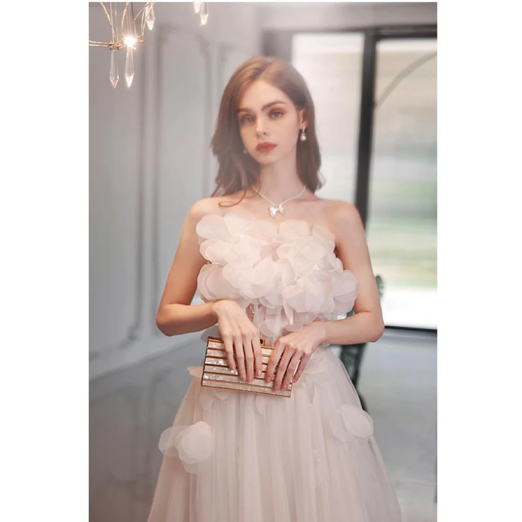 Off White Strapless Prom Jurken Boothals Mouwloze 3D Applicaties Vintage Tulle Een Lijn Slanke Vrouwen Elegante Partij Jassen 2023 nieuwe