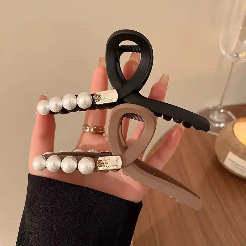 1pc Retro Korean frosted hair clip for women with a high-end feel, large size grab clip for women with curly hair, shark clip - Detail 1