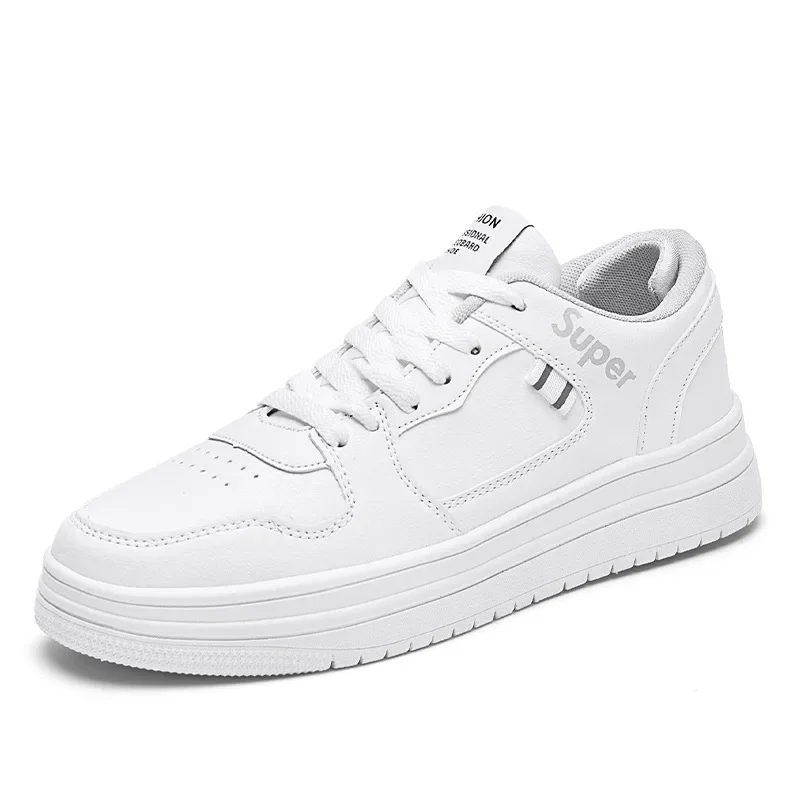 2024 New Classic Little White Shoes scarpe da tavola Casual Super leggere alla moda da uomo scarpe sportive traspiranti con fondo piatto giovanile