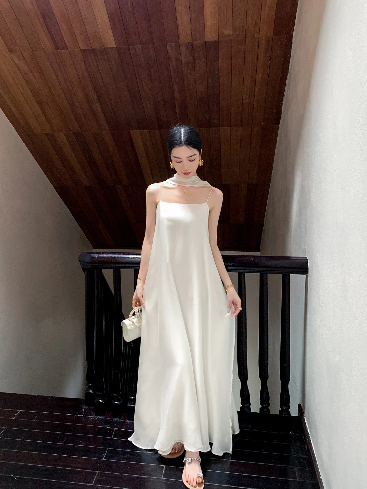 

Летнее женское платье Binguo: Нежное и элегантное, с вырезом, в новом стиле, с поясом, дышащее, комфортное, А-силуэт