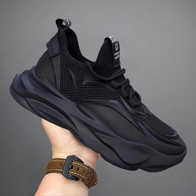 

Men Lightweight Running Shoes Mesh Breathable Sneakers Wear Resistant Trainer White Black Casual Shoe Thick Sole Vulcanized Shoe