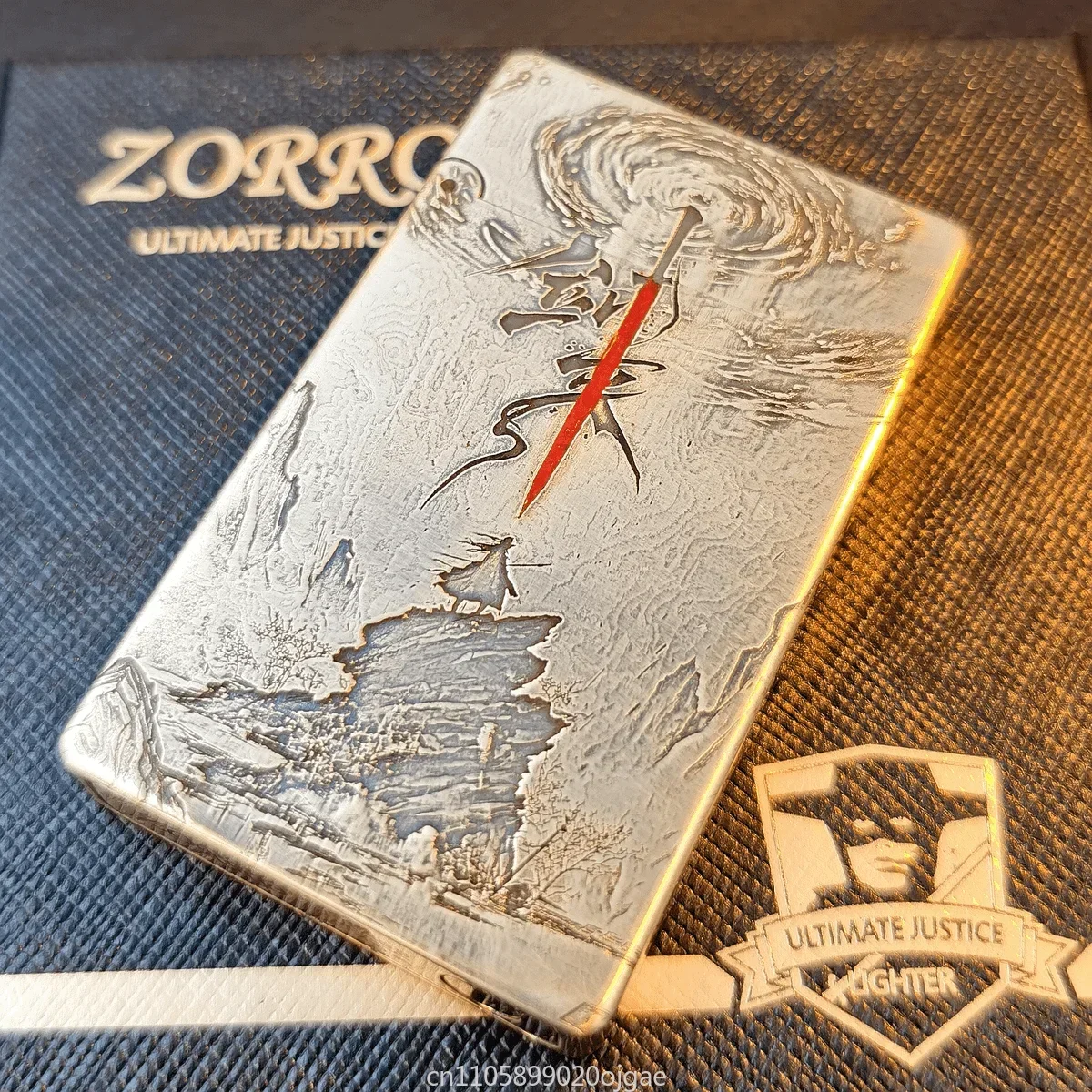 

ZORRO Ultra-thin 799 Kerosiene Grinding Wheel Lighter Embossed Brass Cinnabar Filled One Steel Tone Men's High-end Gift