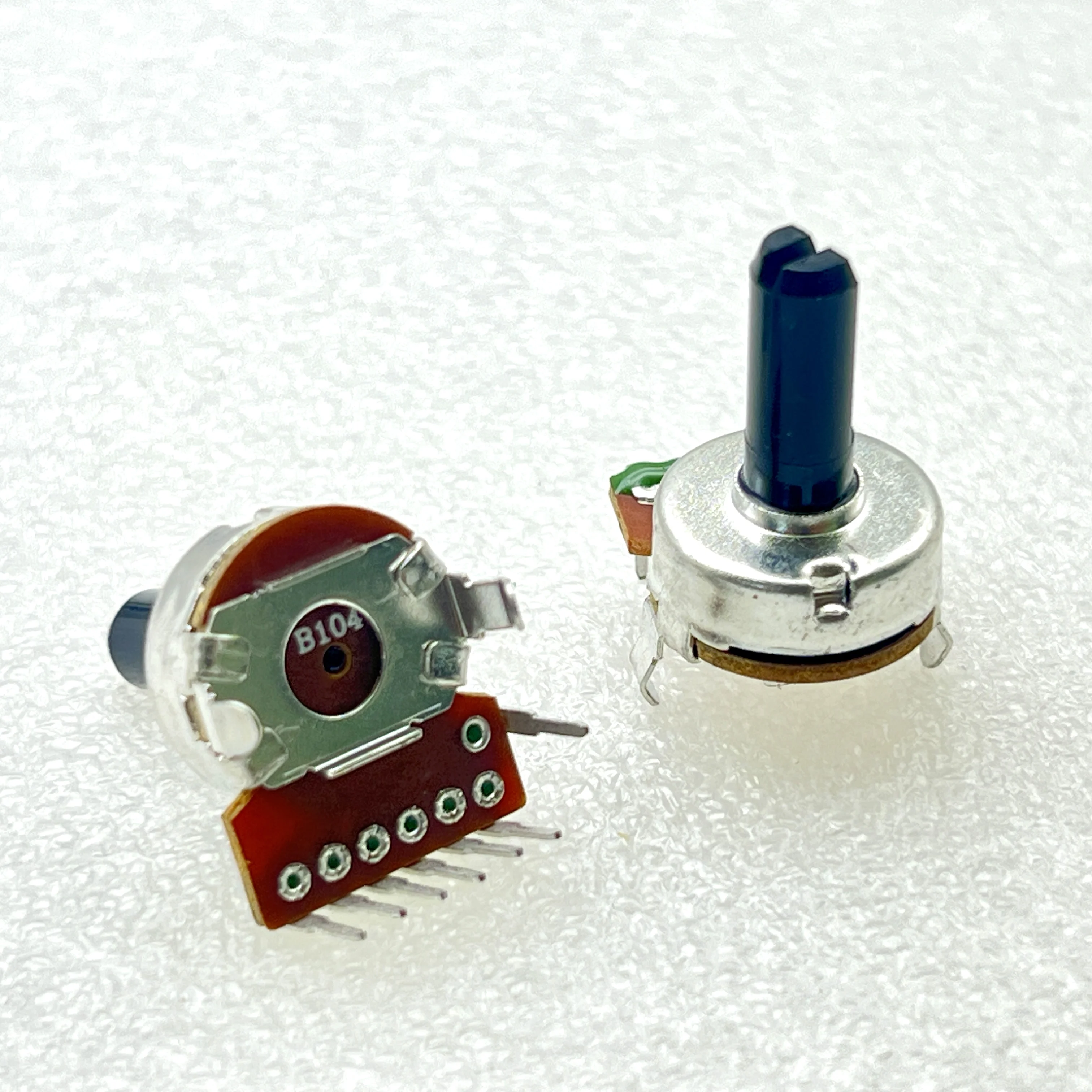 2 PCS 161 potentiometer 7-pin with tap B20K/B50K/B100K amplifier volume potentiometer shaft length 15mm