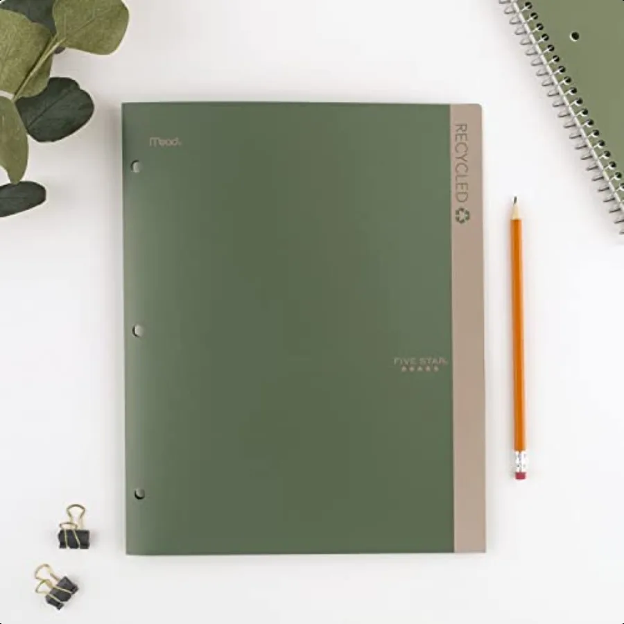 2 مجلدات جيب، 4 عبوات من المجلدات البلاستيكية المعاد تدويرها مع علامات تبويب StayPut ومثبتات الشق تناسب 3 حلقات تحمل 11 × 81 2 ورقة