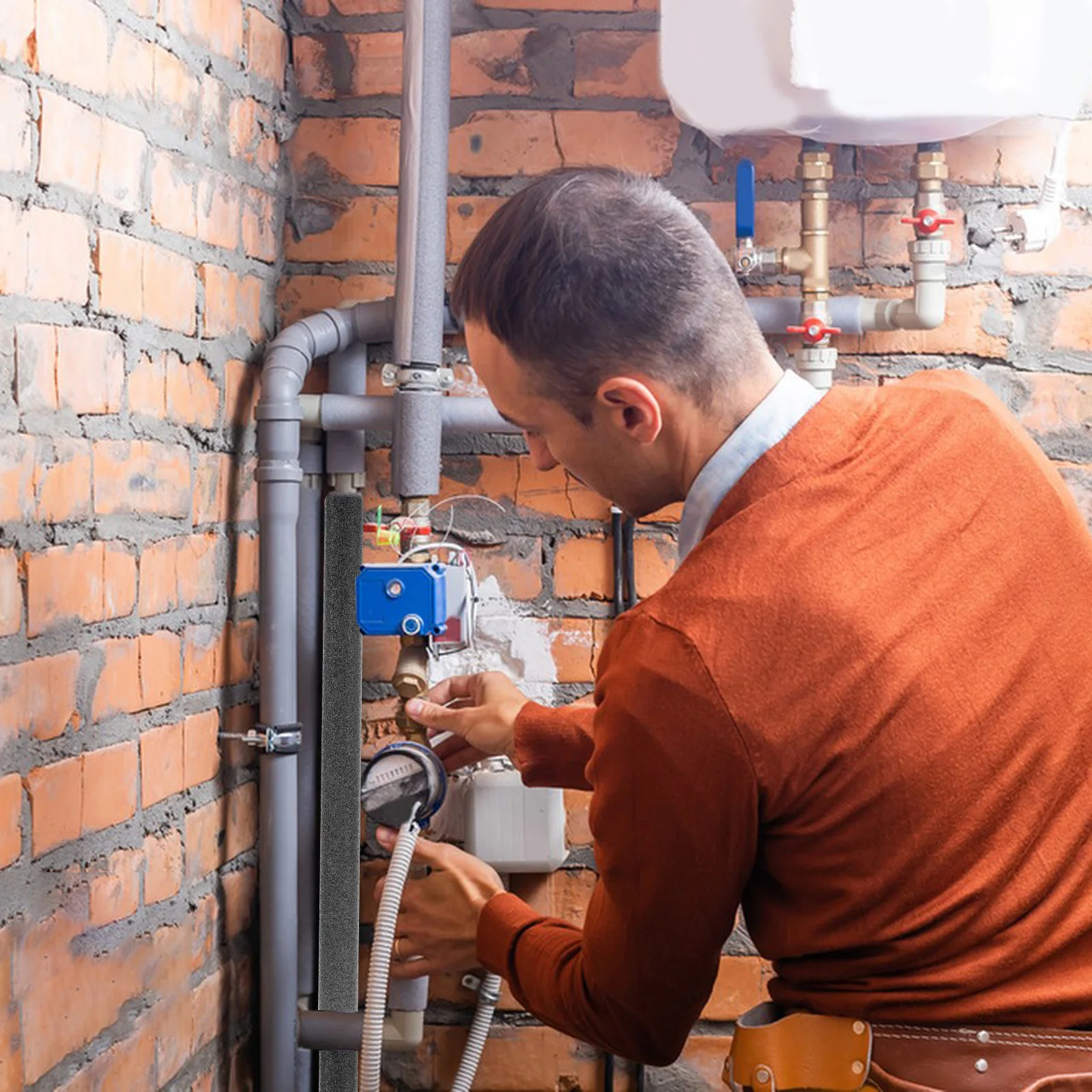 4 قطعة رغوة العزل يغطي الأنابيب البيضاء كم لأنابيب المياه في الهواء الطلق تجميد حماية السباكة العزل أنابيب واقية