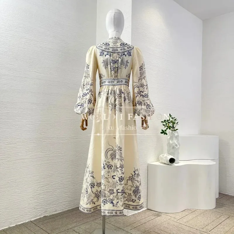 เดรสยาวปานกลางผ้าลินินแท้คุณภาพสูงลายดอกไม้สีขาวน้ำเงินพิมพ์ลายนก คอวี แขนยาว สำหรับผู้หญิง ปี 2025