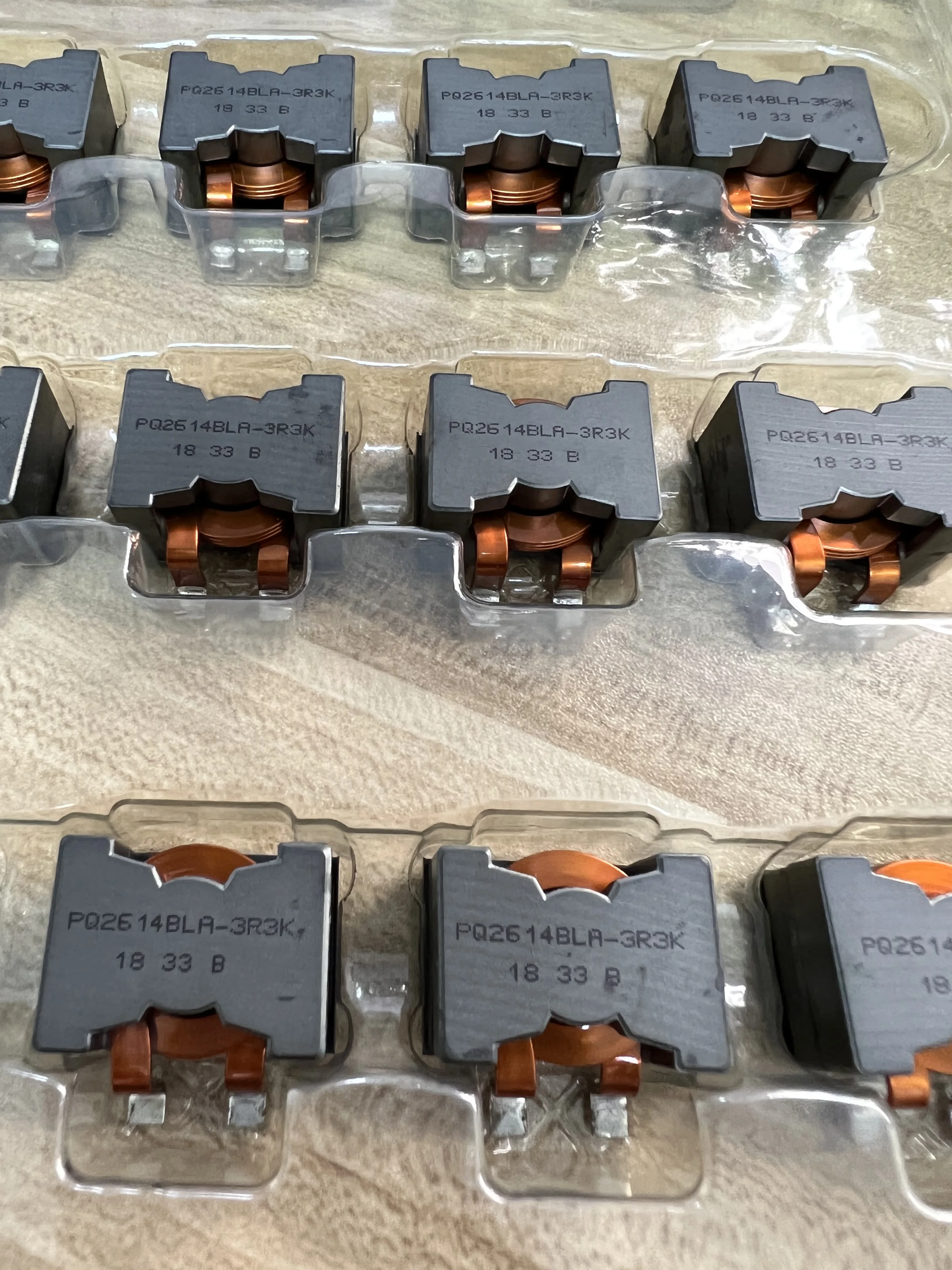 (SMD Power Inductors) PQ2614BLA-3R3K