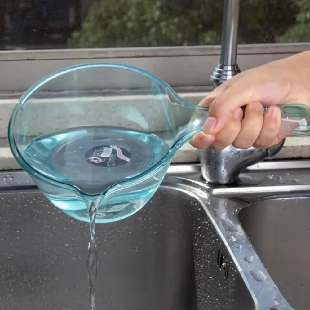 Transparent Water Ladle Big Water Dipper Thickened Anti-fall Bath Water Spoon Large Capacity Long Handle Shampooing Water Scoop