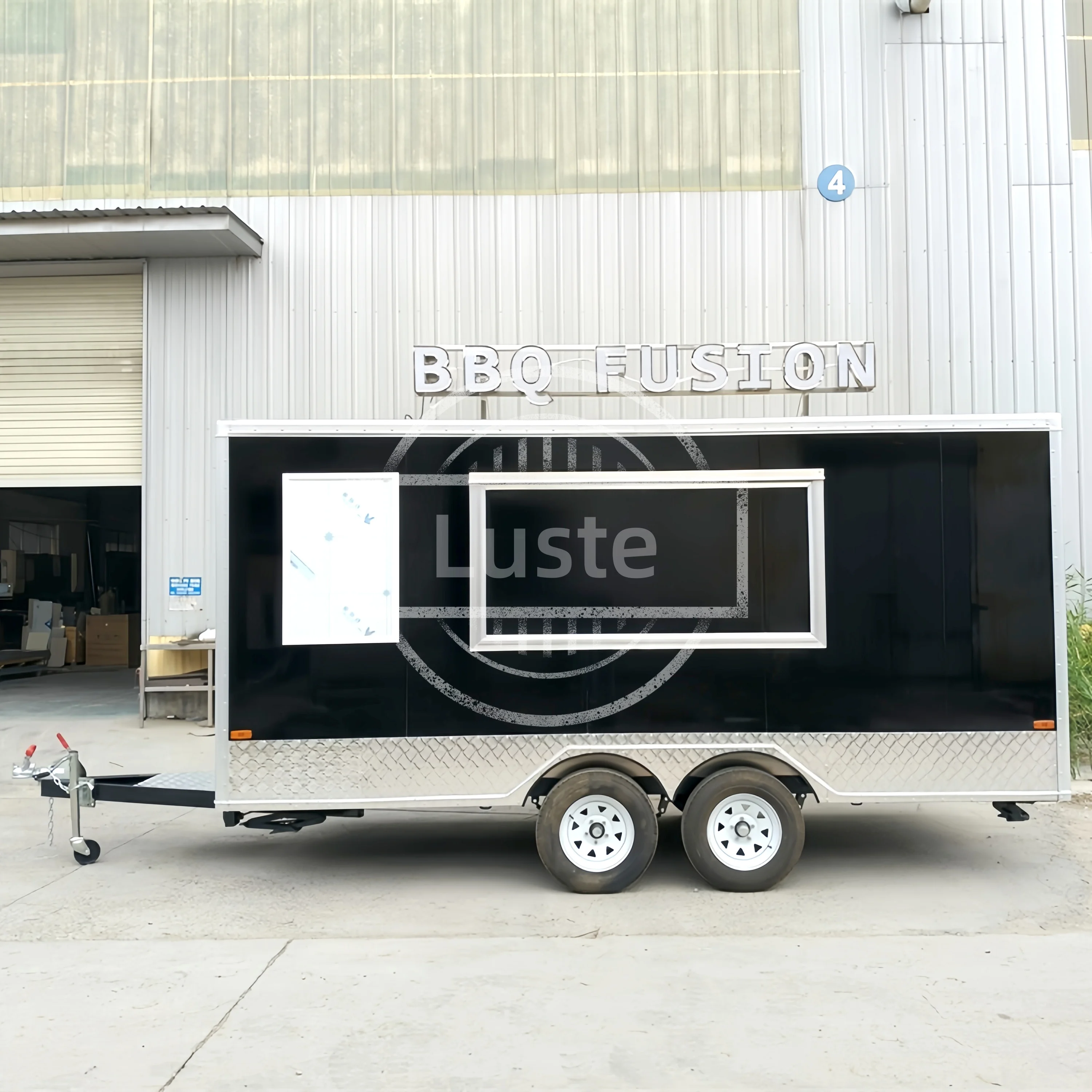 شاحنة طعام متنقلة على الطرق الوعرة آيس كريم تاكو سويت كورن صندوق تخييم مقطورة لمتجر الوجبات السريعة لرجال الأعمال