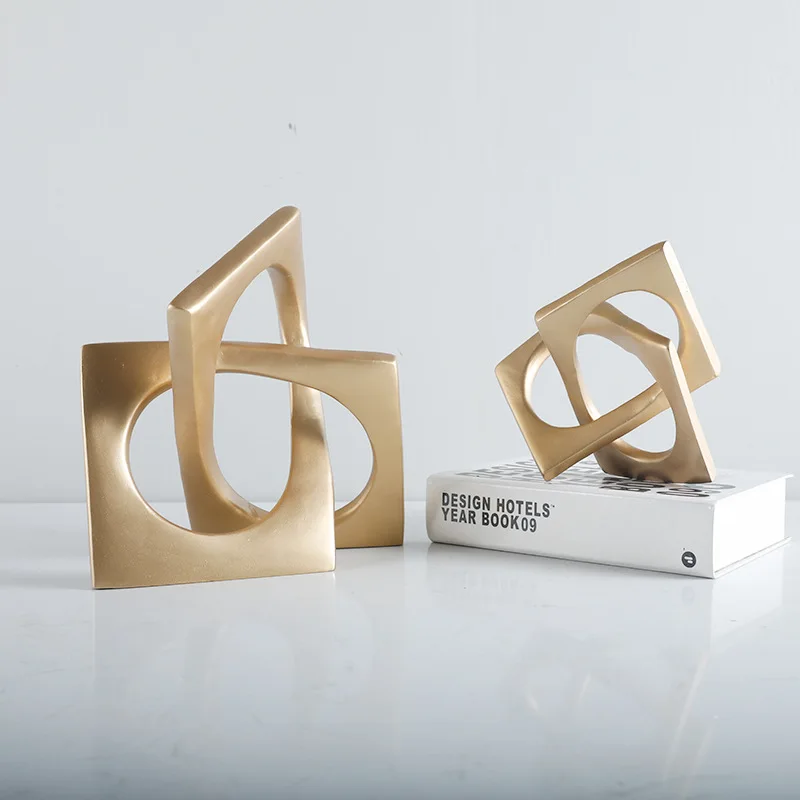 

Creative Golden Resin Crafts New Home Wine Cabinet Desktop Decoration Ornament Home Living Room Decoration Advanced Sense