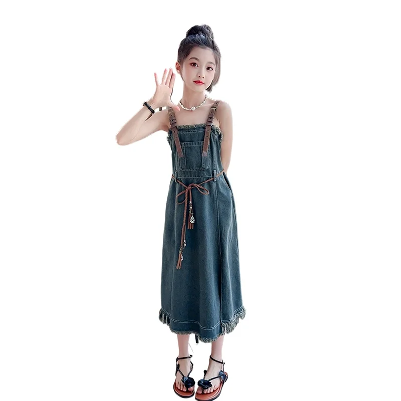 

Girls denim dress summer 2024 new medium and older children's vest skirt little girl suspender skirt strap skirt