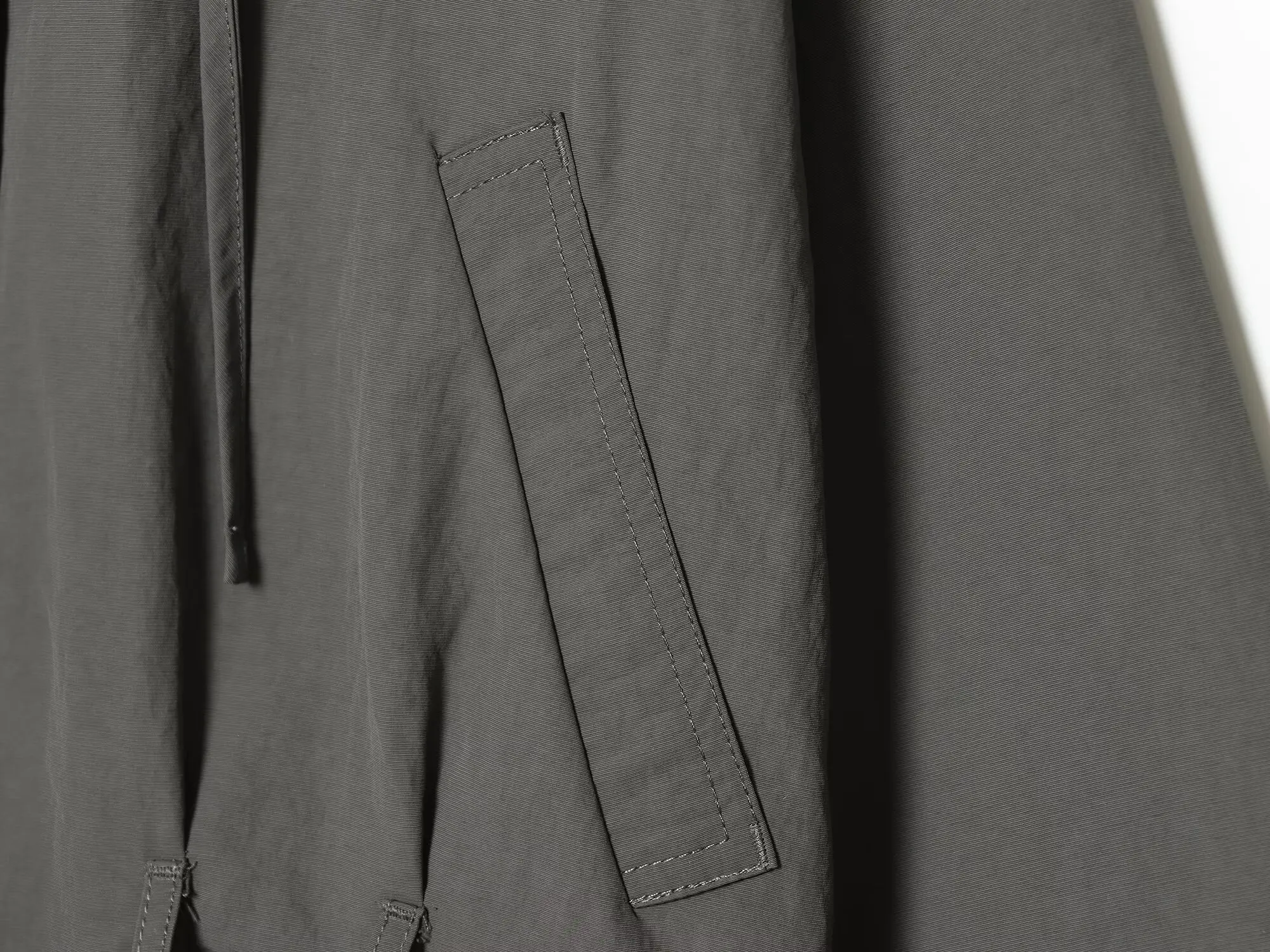 Herbst Neue Damen-Spleißjacke mit Revers und Gürtel, Langarm, Retro, Kurze Oberbekleidung, Lässiger High-Street-Stil, Damen-Pendlermantel – Detail 12