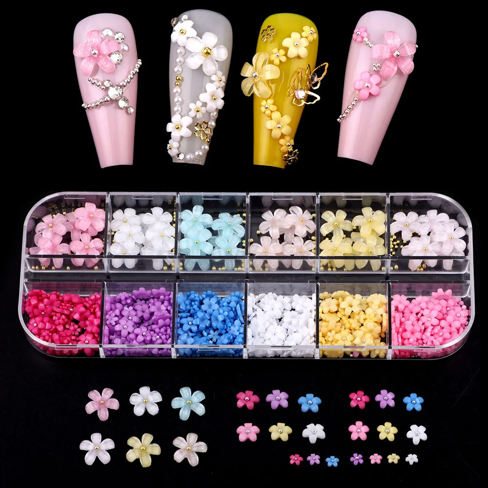 4箱入り3Dミックスアクリルフラワーネイルチャーム、ピックアップツール付き、ゴールドシルバーキャビアビーズネイルデコレーション、ハーフラウンドパール＆ダイヤモンドネイルパーツ