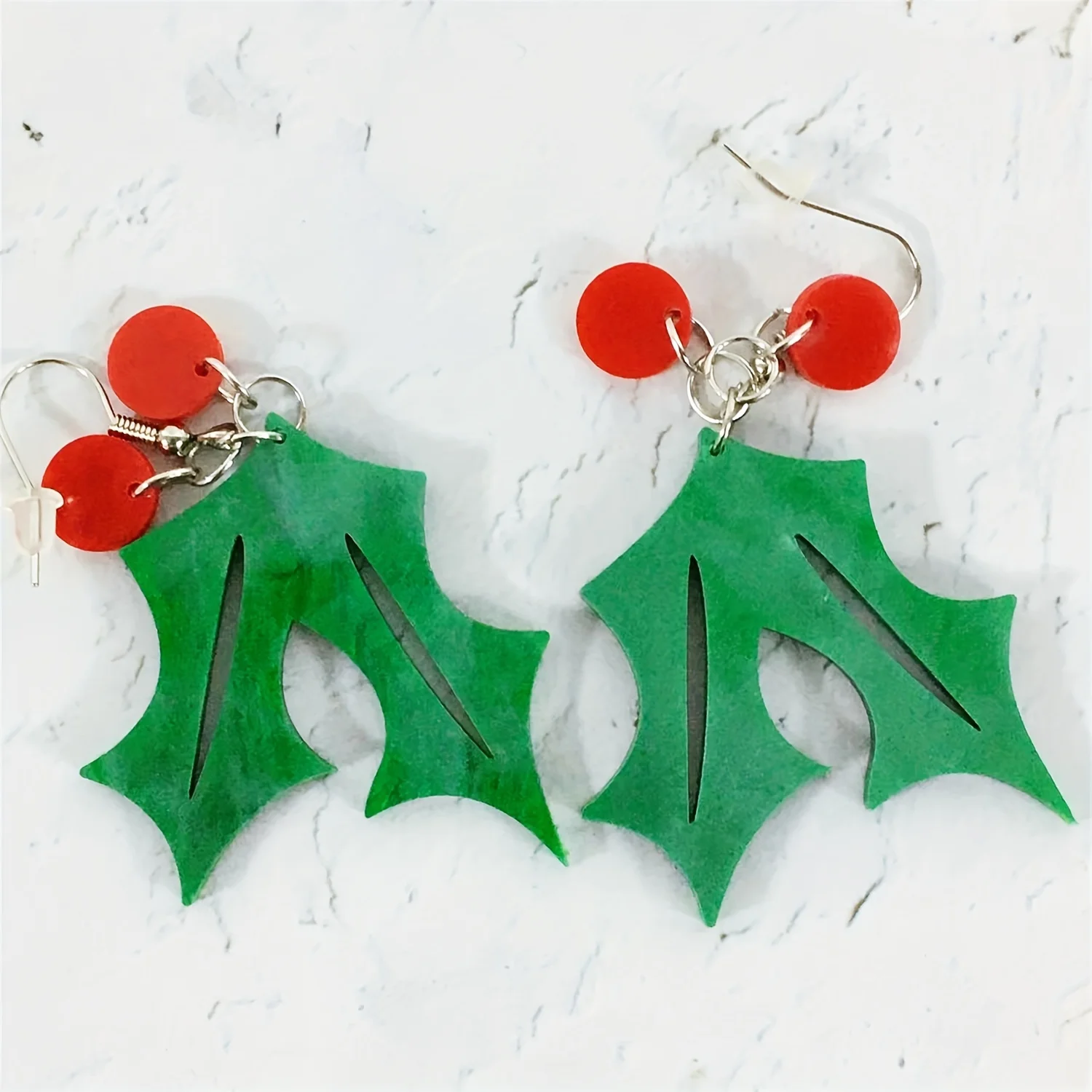 1 pair of acrylic leaf berry earrings, green leaf and holly earrings paired with red berry Christmas jewelry gift earrings