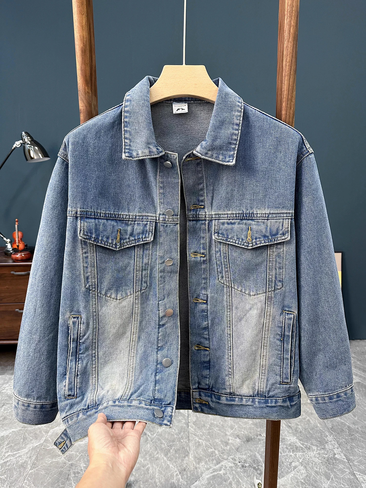 

American Retro Washed Denim Jacket For Men Lapel Casual Fashion Workwear Style Jackets Autumn Solid Color Distressed Loose Coat