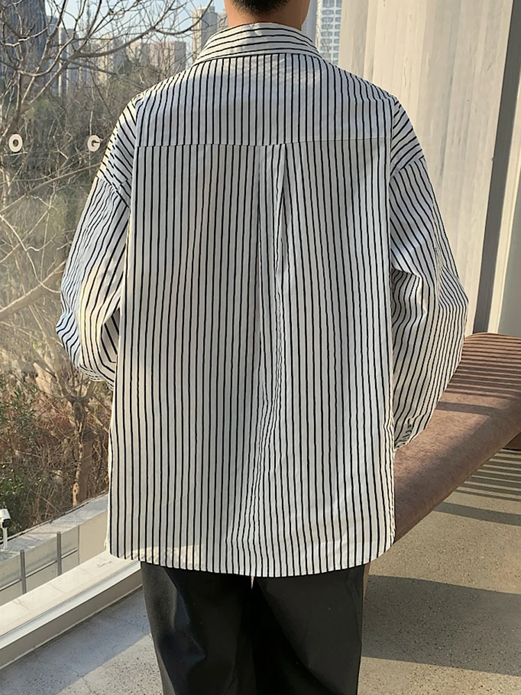 LANMREM Irregular Striped Shirt For Female Lapel Single Breasted Pockets Design Loose Top Versatile 2024 New Clothing CP2797