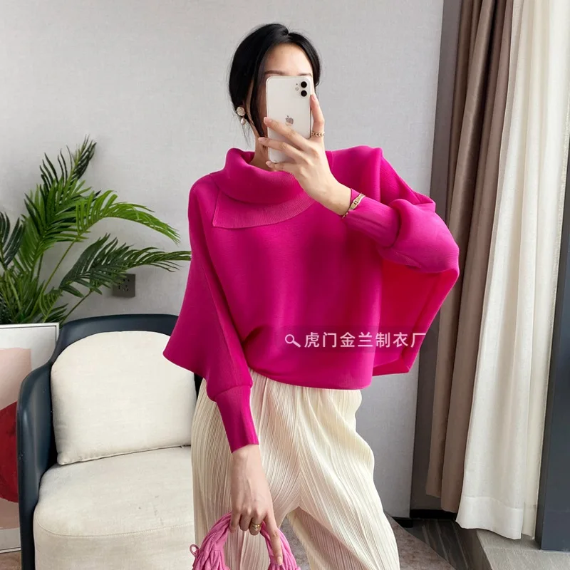 

Miyake Pleated Lapel Bat Sleeve Top Women's Spring and Autumn Loose Large Size Long-sleeved Solid Color Bottoming Shirt T-shirt