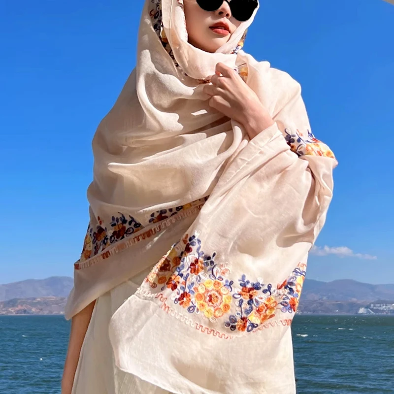 Women\'s Shawl Travel Ethnic Style Retro Cotton Linen Sun Protection Warmth Sunshade Beach Cape Desert Cape Bohemian Scarf Silk