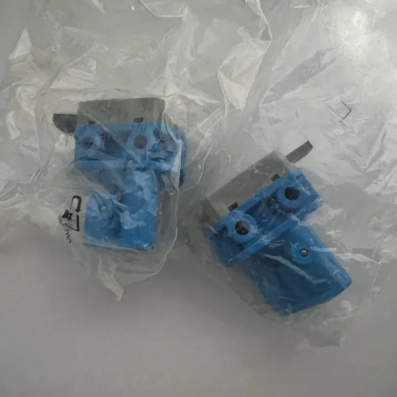 Parts for Festo FESTO Front Panel Mount Valve, SV-3-M5 6817
