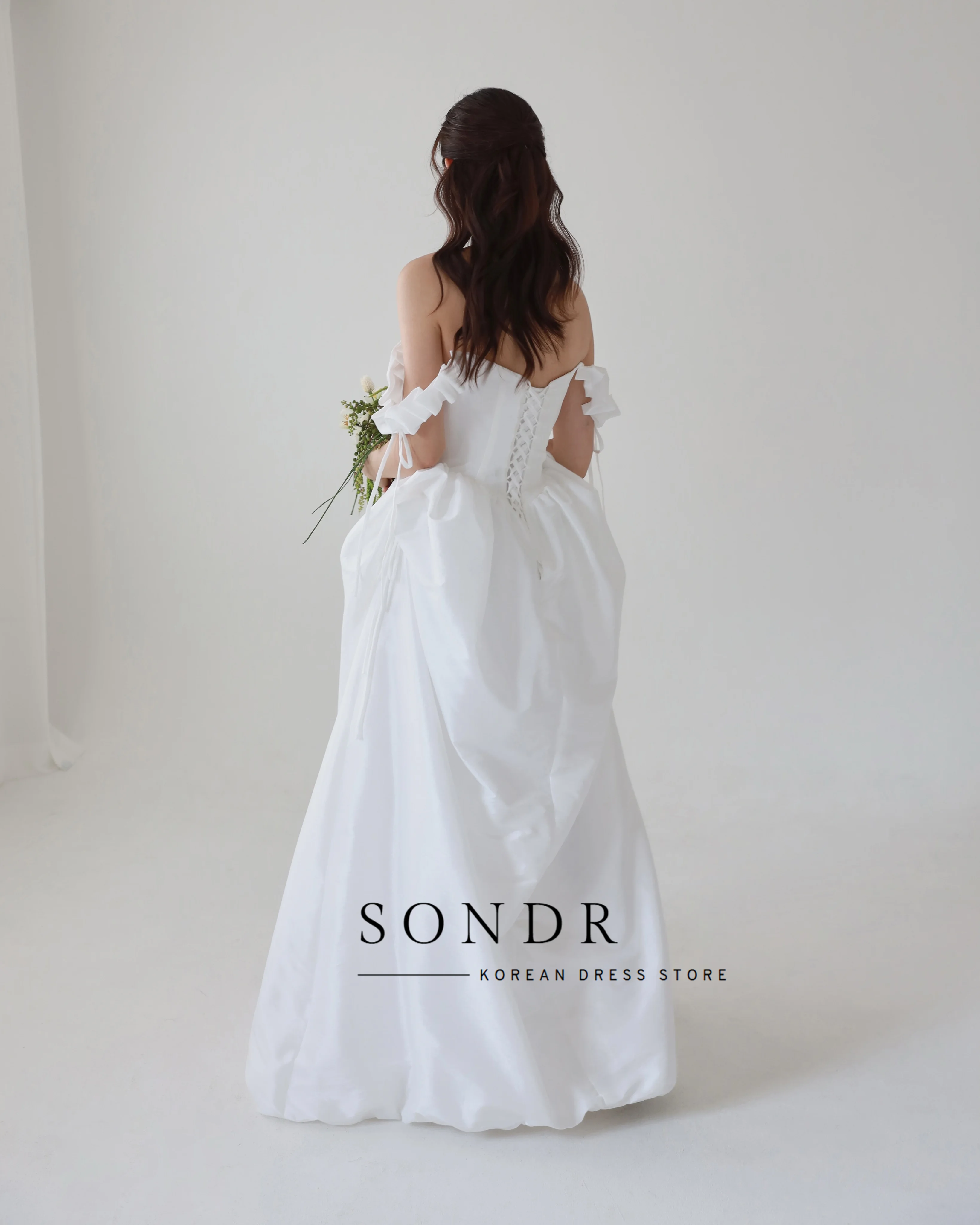 Sondr Customized A Line Korean Wedding Dresses Boat Neck Bow Bridal Gown Corset Back Floor-Length Elegant Wedding Reception Gow