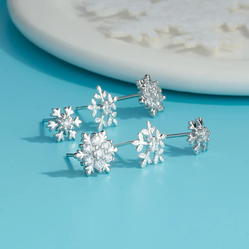 

Exquisite Silver Color Crystal Snowflake Stud Earrings for Women Girl's White CZ Zircon Flower Earrings Fine Jewelry Gifts