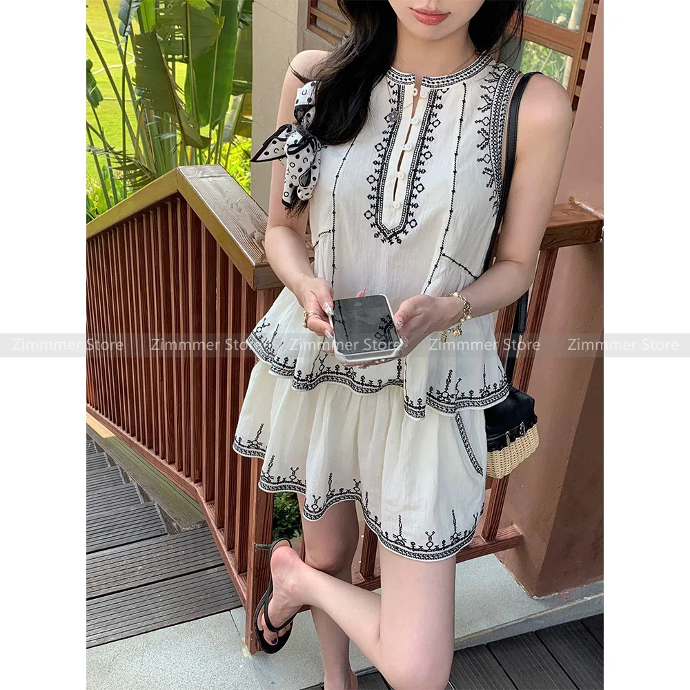 French Minority 24 Spring Summer Vintage Clashing Cross Flower Embroidery Round Neck Sleeveless Blouse Half Skirt Set