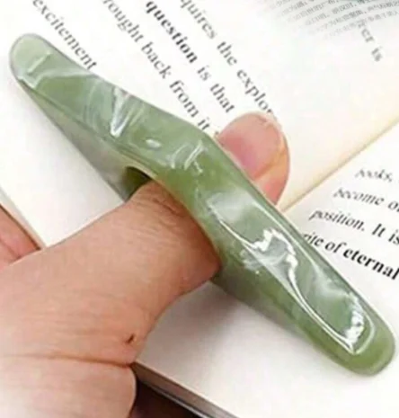 Jade Resin Finger Reading Page Holder, Portable Thumb Page Turner Bookmark Anti-Fatigue Book Marker for Book Lovers Students Reading Accessory Gift