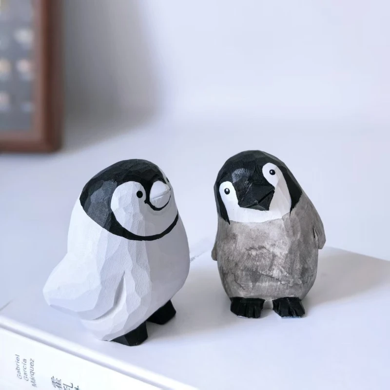 Creative Handmade Solid Wood Emperor Penguin Carving Cute Baby Bird Figurines Comforting Desk Decor for Office Decoration Gift