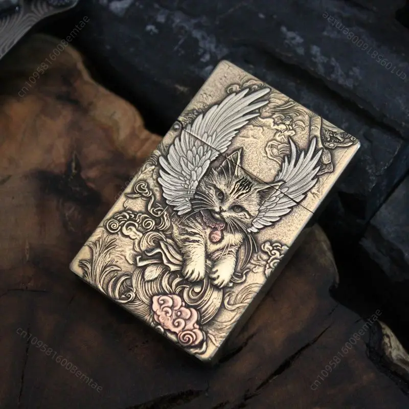 2026 New brass small heavy armor cat relief embedded fuel lighter, classic grinding wheel embedded lighter,cigarette accessories