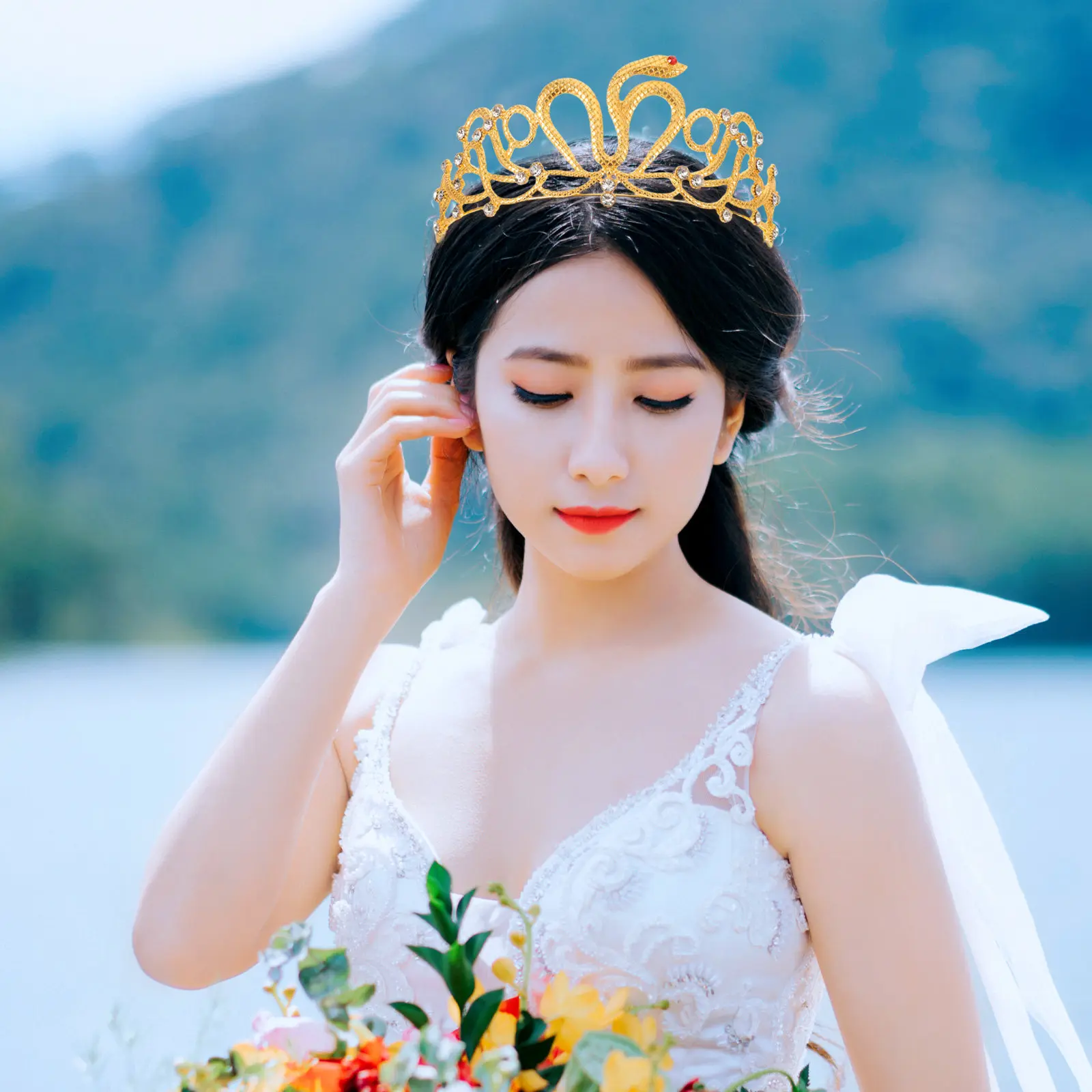 

Головной убор в виде змеи для невесты, тиара с камнями в египетском стиле, легкая свадебная повязка на голову, аксессуар для волос для костюмированных вечеринок