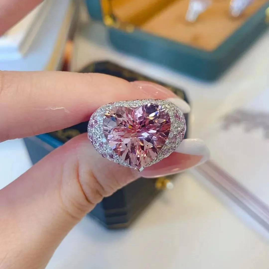 Creative Diamonds Inlay Pink Heart-shaped Gemstone Rings for Women Charms Romantic Cute Engagement Ring Jewelry Accessories