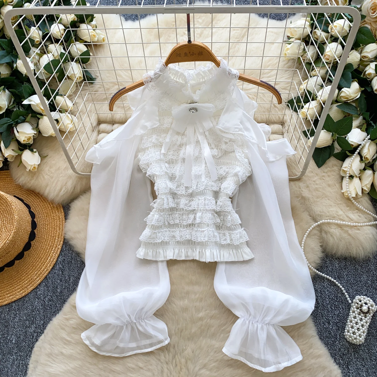 

Elegant Sexy sweet off shoulder long sleeve Top Women Korean Fashion hotsweet High Street Autumn Clothing