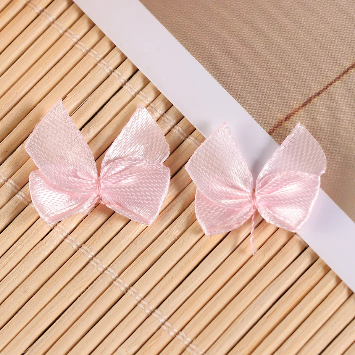 

100pcs Ribbon Bows Flowers Handmade Hair Bows Accessories Materials Small Fresh Patterns Crafts Ornaments Gift Decor (Pink)