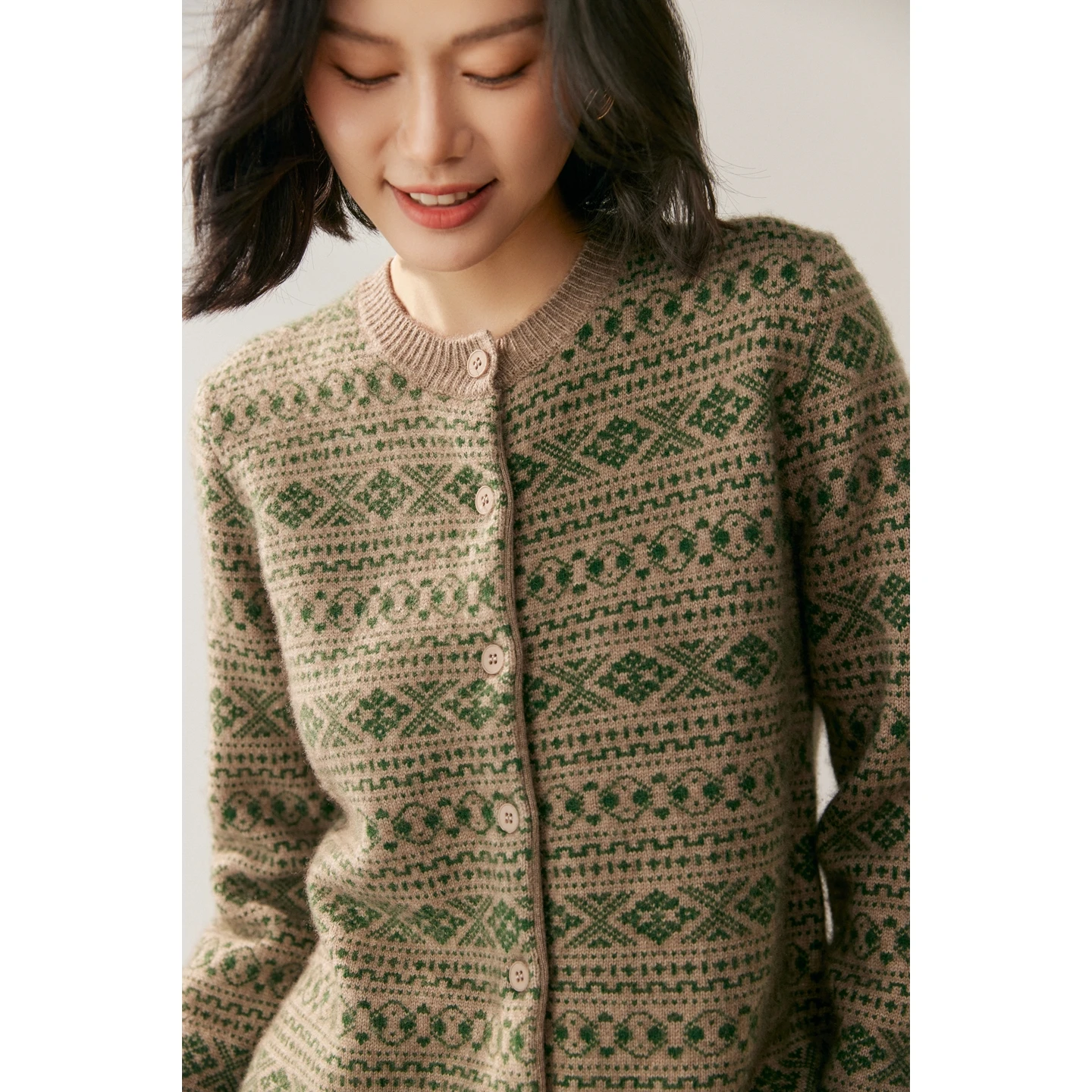 

Women's 100% Cashmere Sweater Vintage Style O-neck Cardigan Autumn Winter Jacquard Thick Cashmere Knitwear 2025 Female Clothing