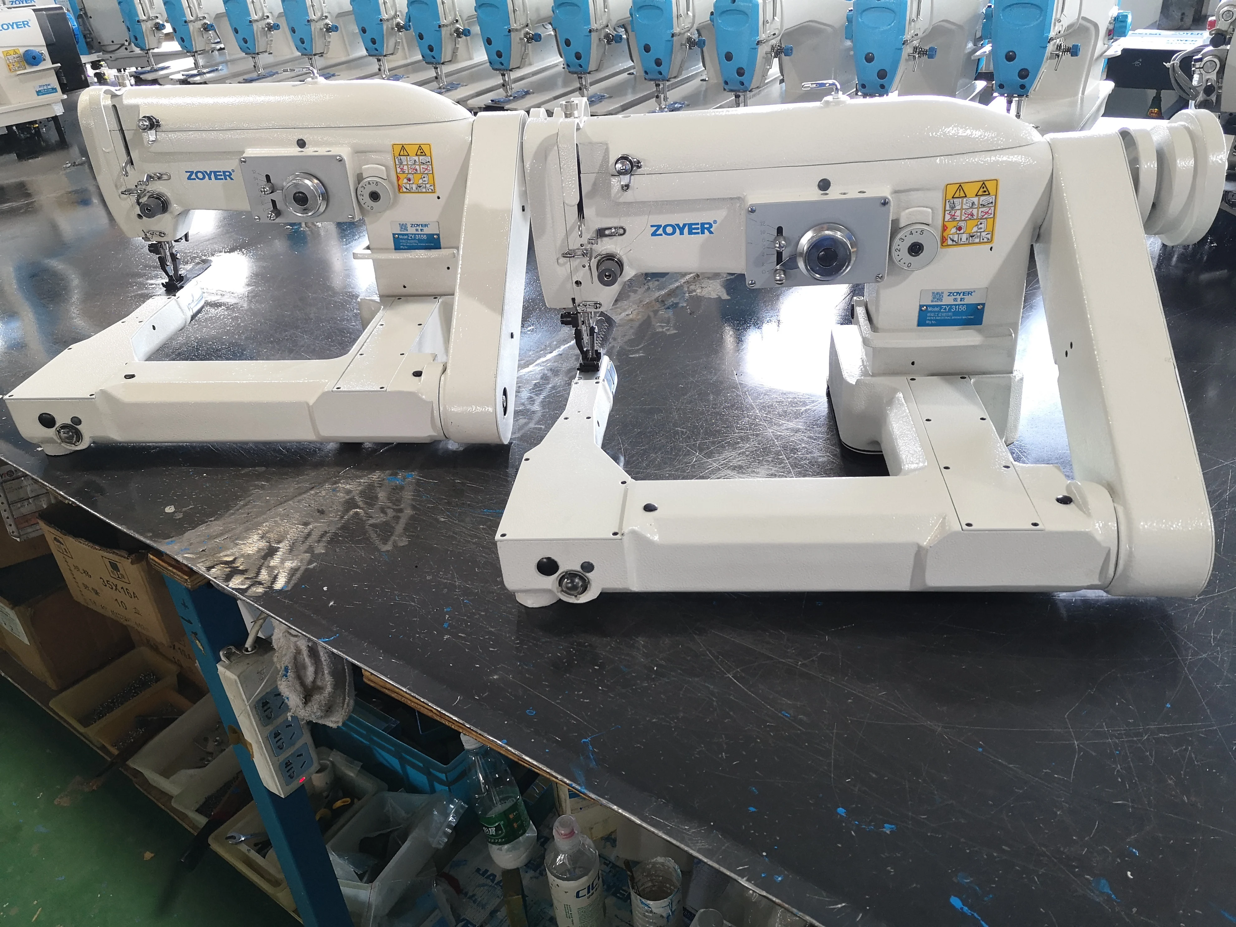 ZY3156 Feed Off Arm Neoprene Stubby Holders Zigzag Sewing Machine